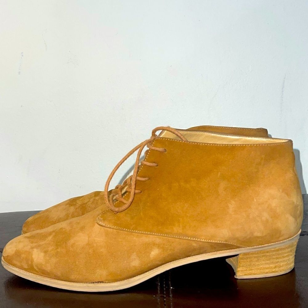 G.H. Bass & Co. Camilla Tan Suede Heeled Ankle Boots Sz 10